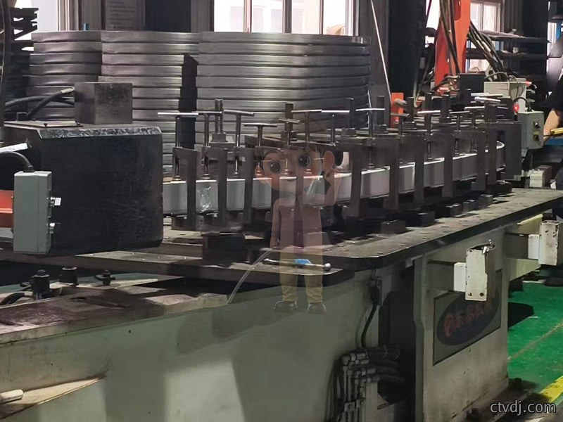 北京型材拉弯厂工字钢，角钢，槽钢材拉弯减少钢材浪费：一体成型减少结构薄弱环节，增强稳定性